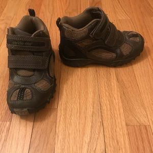 Boys fashion hiking boots